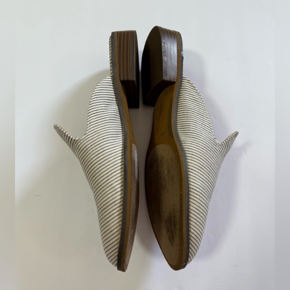 ÍNDIGO Rd. White and Black Striped Loafers - Picture 2 of 5